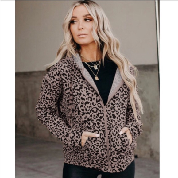 Jackets & Blazers - Leopard print hooded jacket